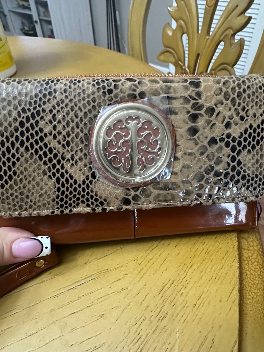 Snake-Embossed Clutch Wallet In Brown And Beige